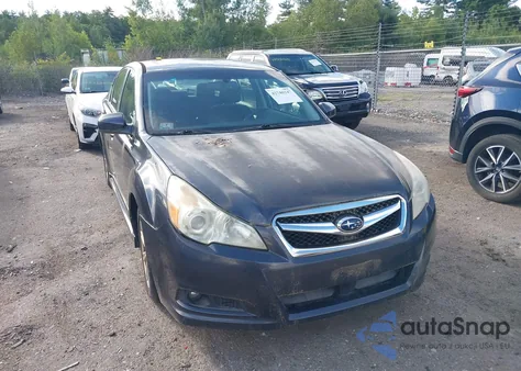 2010 Subaru Legacy 2.5I Premium z USA, uszkodzony, nr VIN 4S3BMBG60A3239194